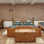 Anglicky Roh Apartment